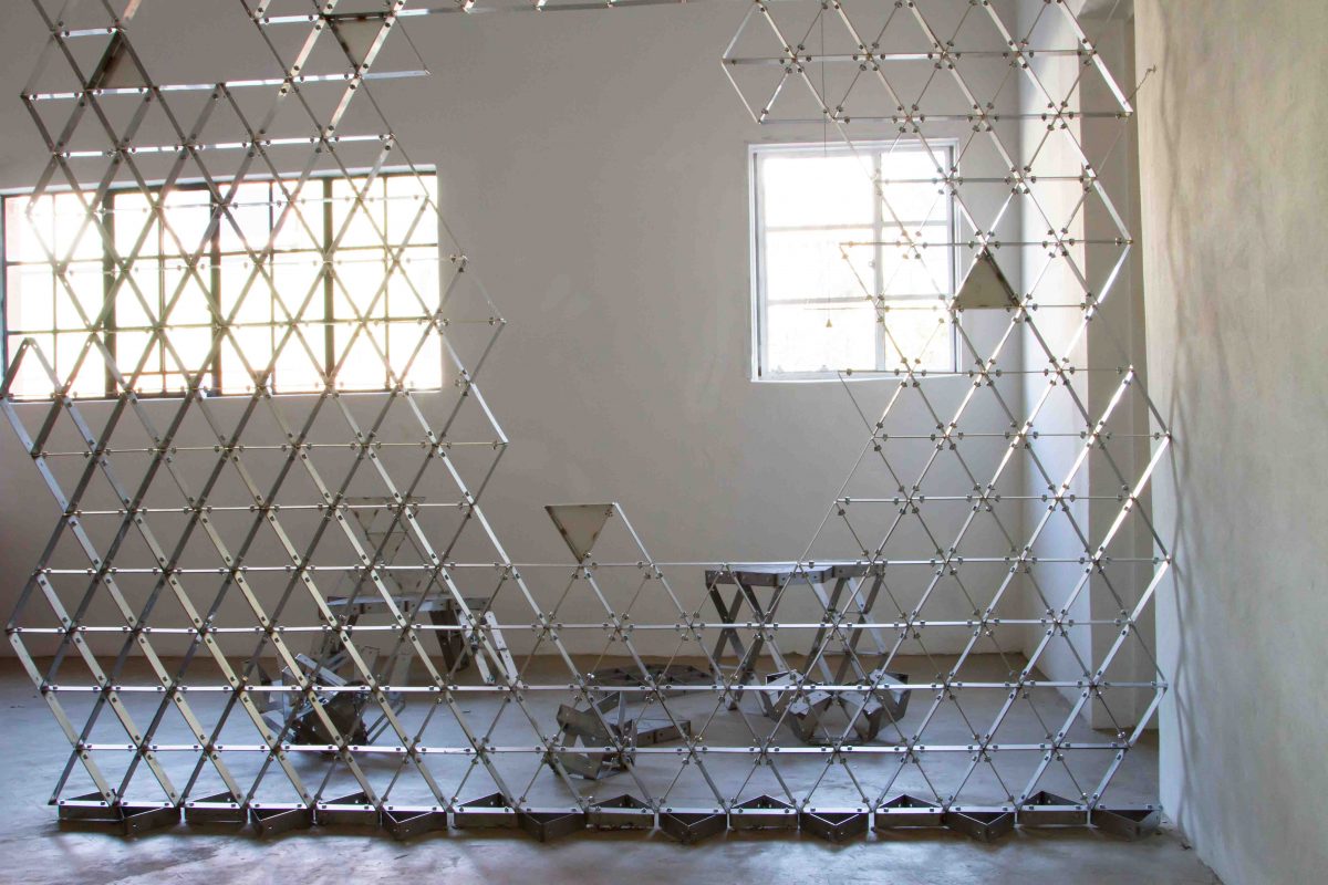 Amber-Jade Geldenhuys. DIY wall art installation