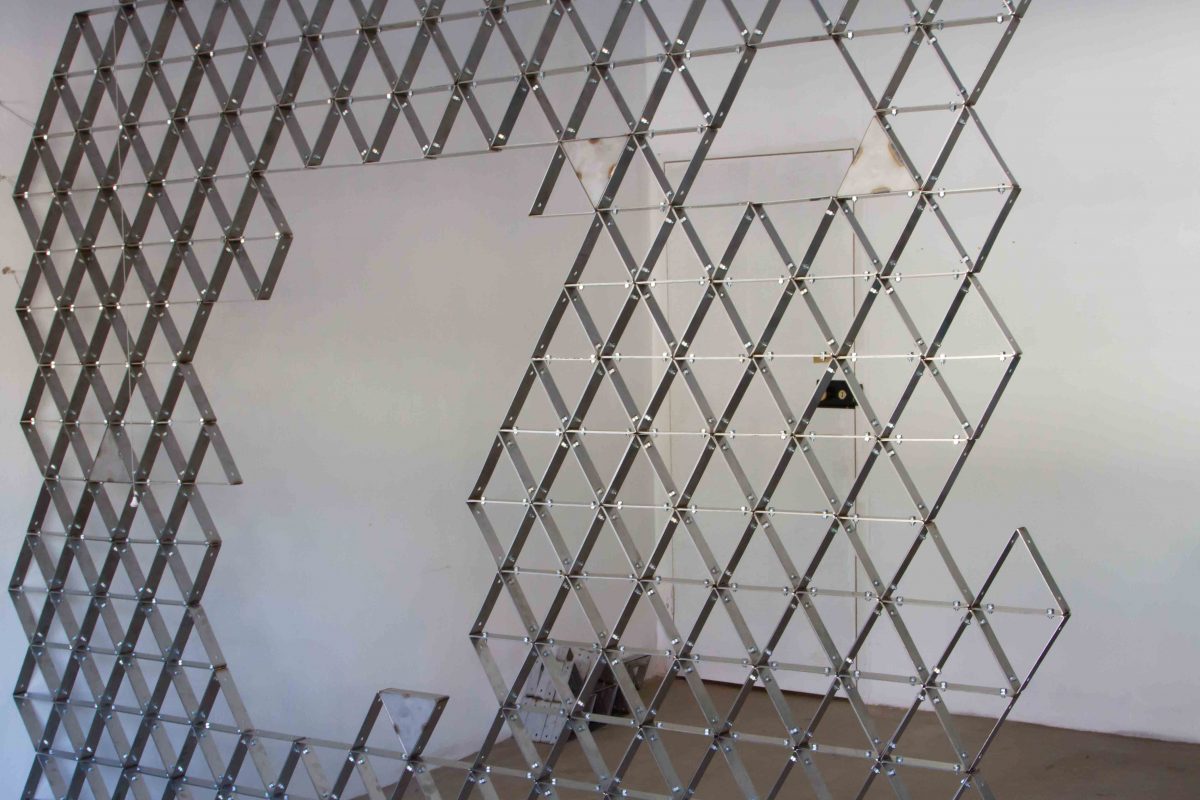 Amber-Jade Geldenhuys. DIY wall art installation